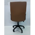 Fauteuil de bureau ergonomique à dossier rembourré