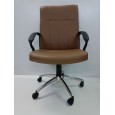 Fauteuil de bureau ergonomique à dossier rembourré