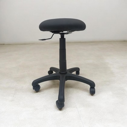 tabouret avec roulette réglable 